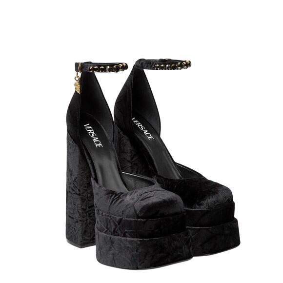 Versace Aevitas Platform Pumps EU 39/ US 9 Black Velvet Shoe Crystal NIB $1,575 - Picture 1 of 15